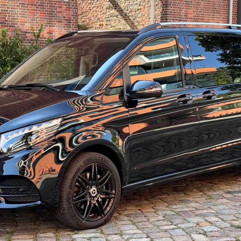 Five Stars Rentals véhicules Mercedes Classe V 01